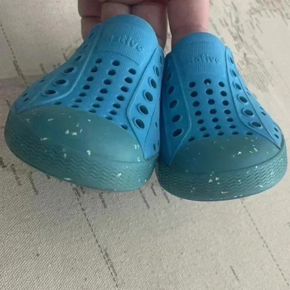 Native Jefferson Bloom Turquoise
Size 6 - Picture 2 of 7